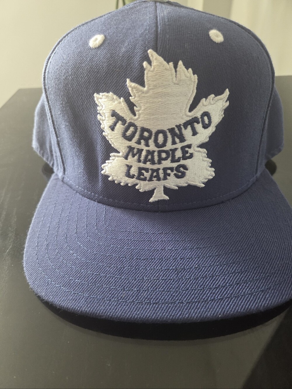 Toronto Maple Leafs Embroidered Navy Snapback Hat